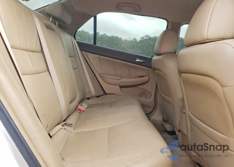 2005 Honda Accord Hybrid from USA, damaged, VIN JHMCN36485C015439